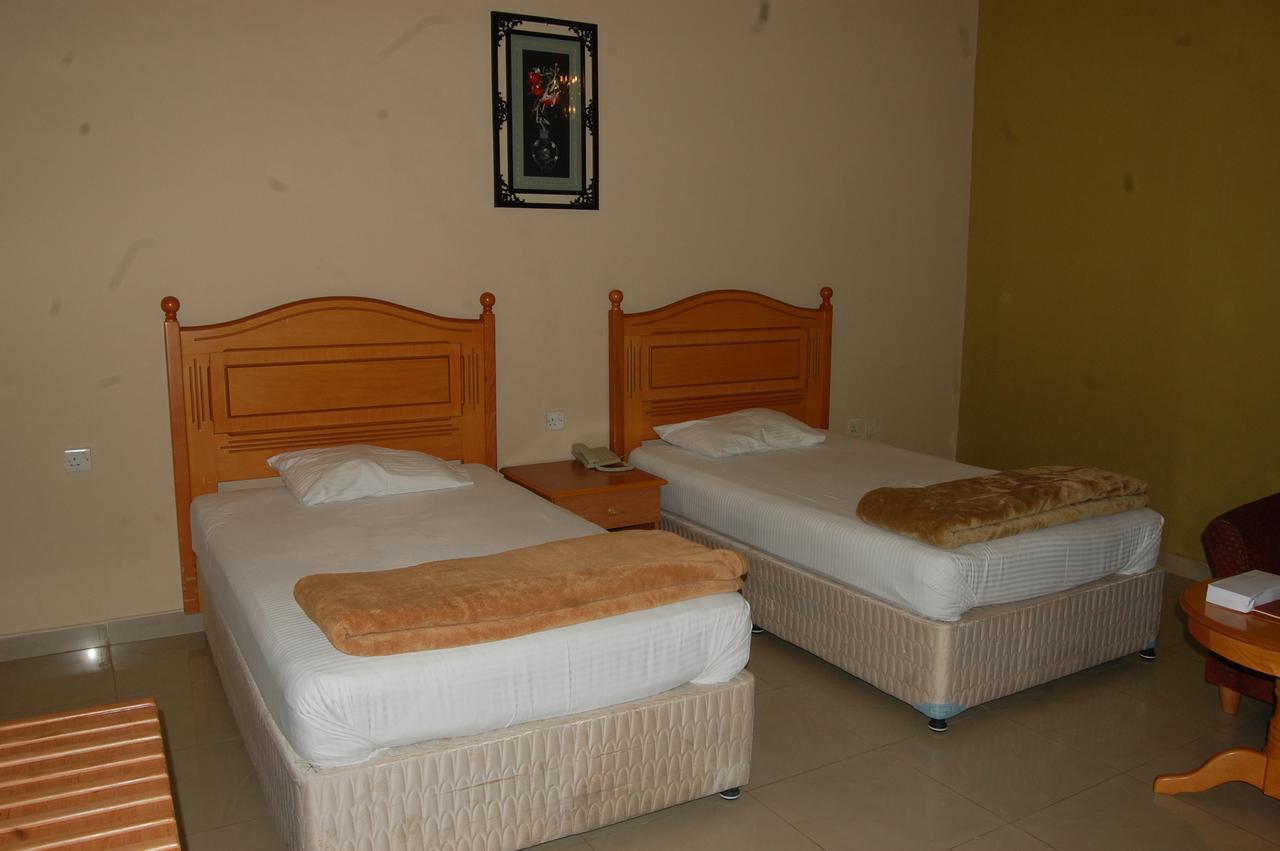Al Amwaj Hotel Sharjah Ngoại thất bức ảnh