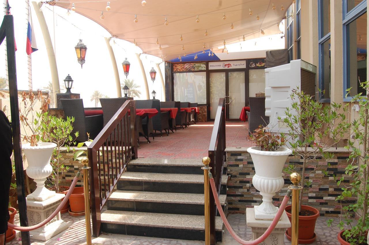 Al Amwaj Hotel Sharjah Ngoại thất bức ảnh