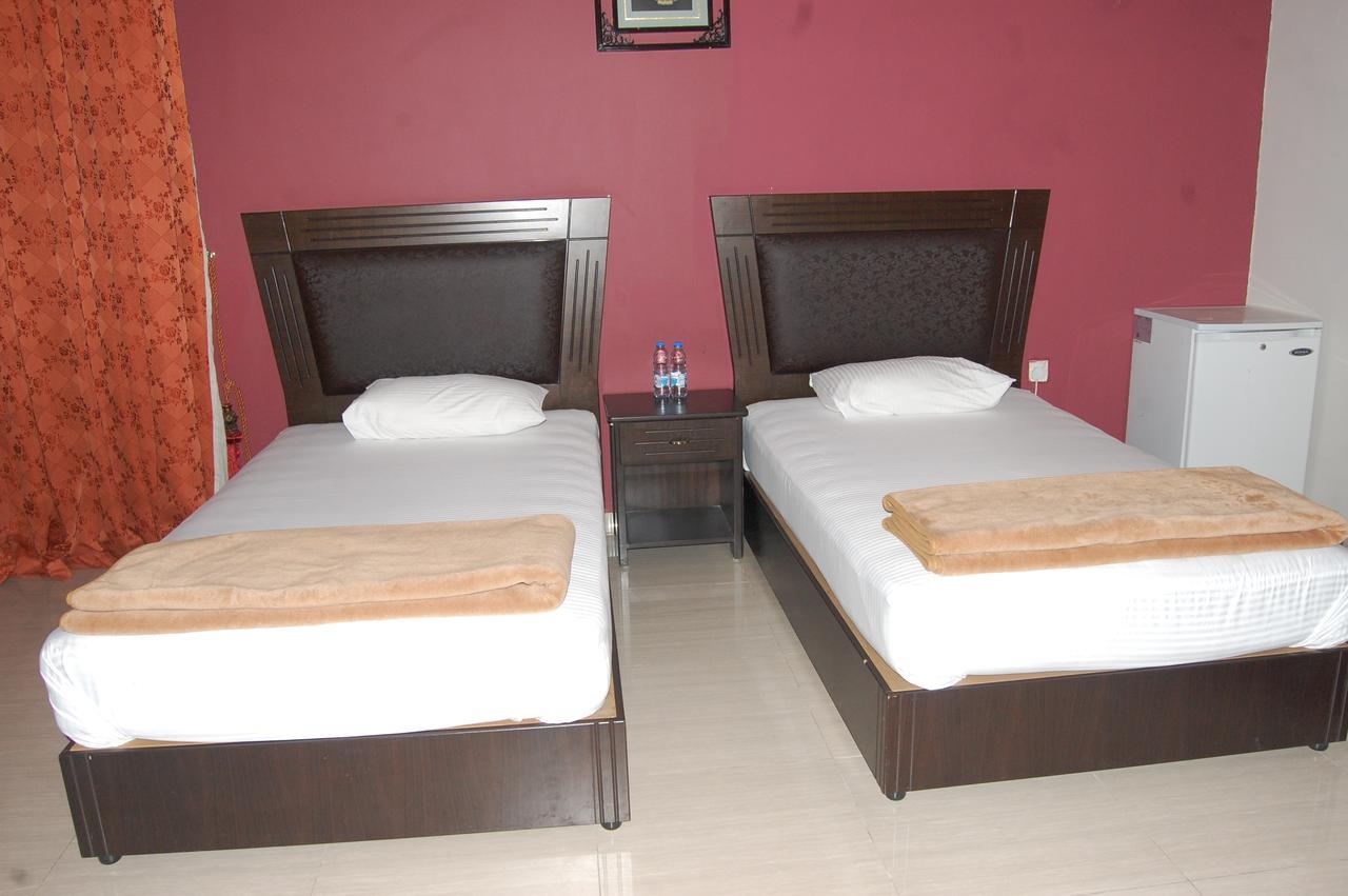 Al Amwaj Hotel Sharjah Ngoại thất bức ảnh