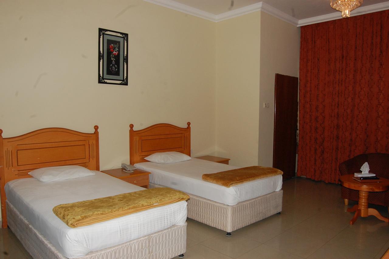 Al Amwaj Hotel Sharjah Ngoại thất bức ảnh